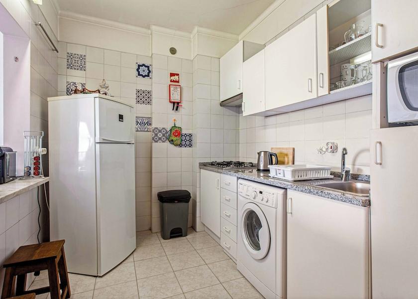 Lisboa Region Almada Kitchen
