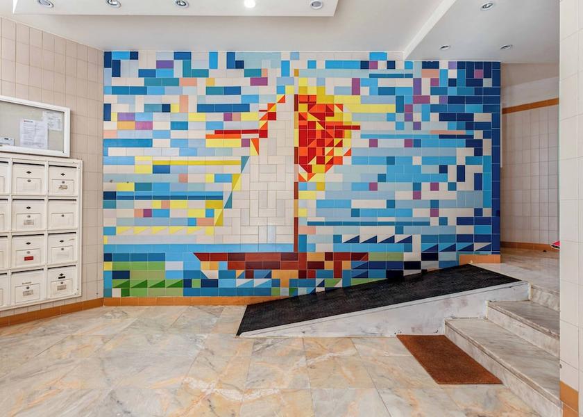 Lisboa Region Almada Interior Entrance