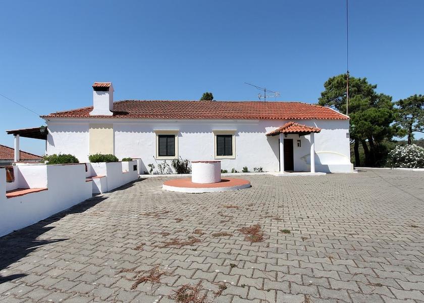 Lisboa Region Almada Room