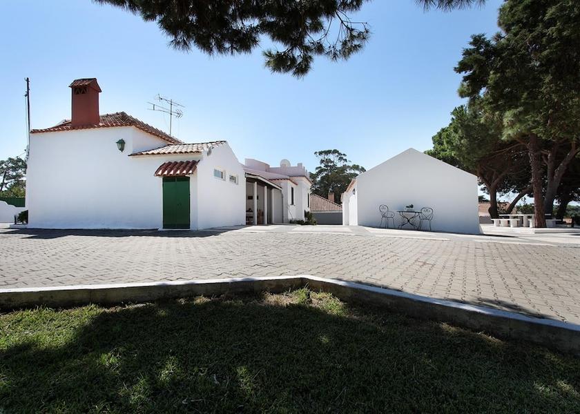 Lisboa Region Almada Room