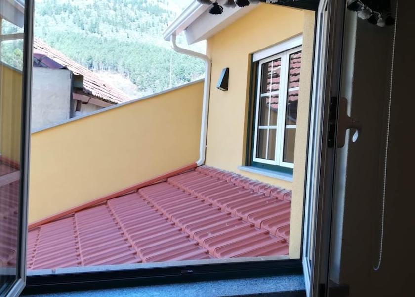 Guarda Seia Exterior Detail