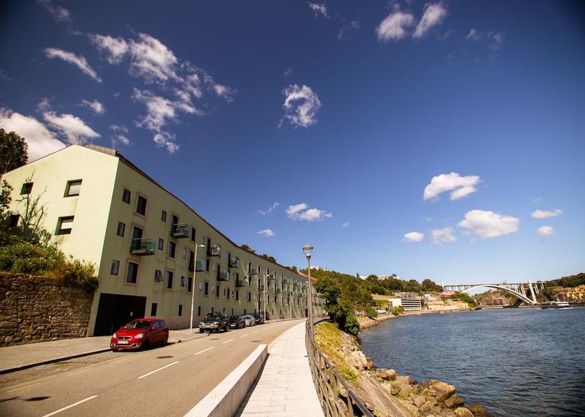 Porto Vila Nova de Gaia Exterior Detail