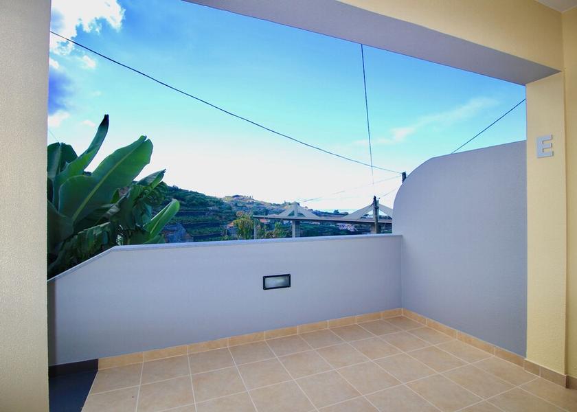 Madeira Camara de Lobos Terrace