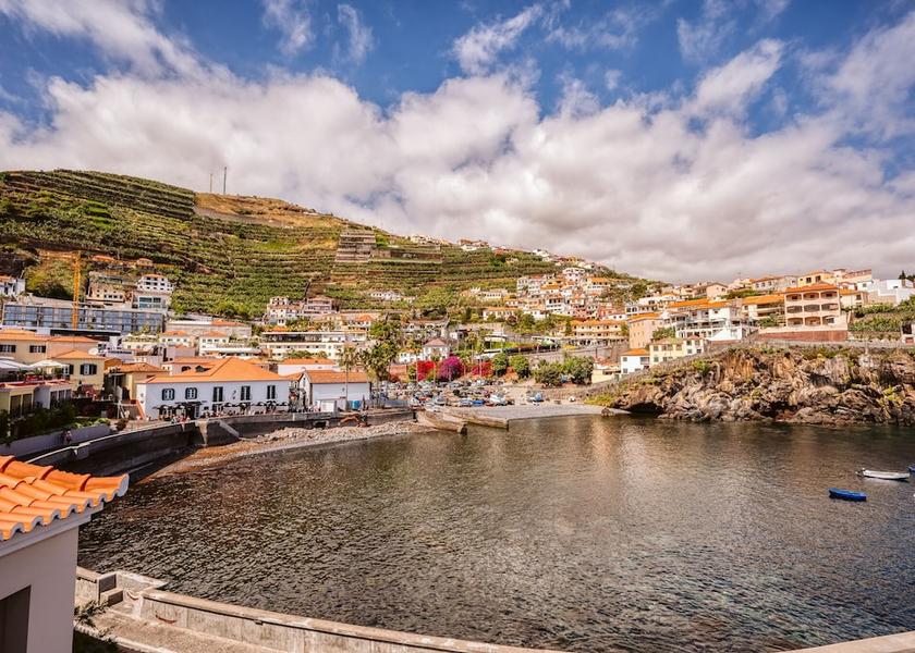 Madeira Camara de Lobos Property Grounds