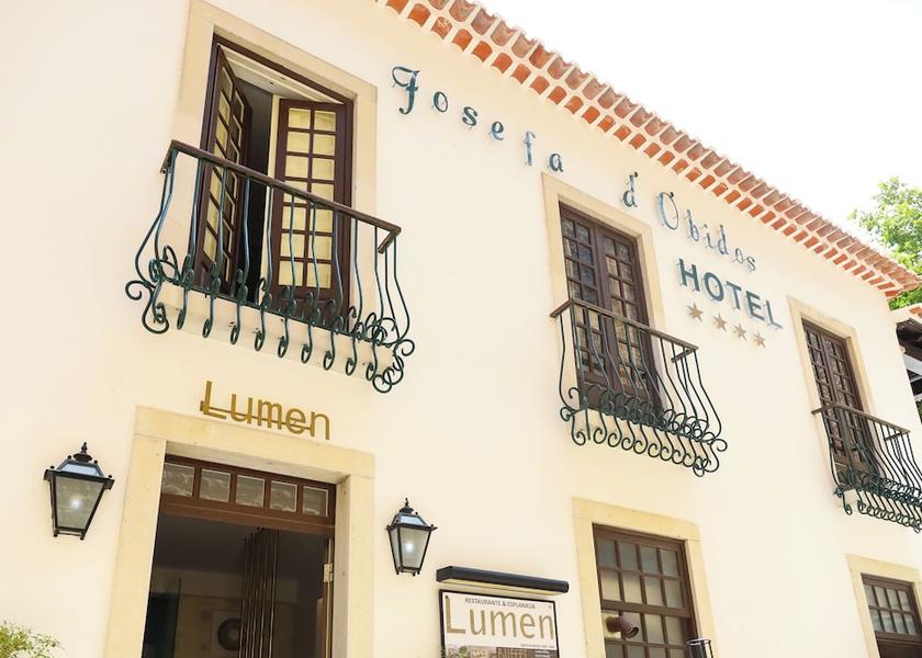 Leiria Obidos Facade