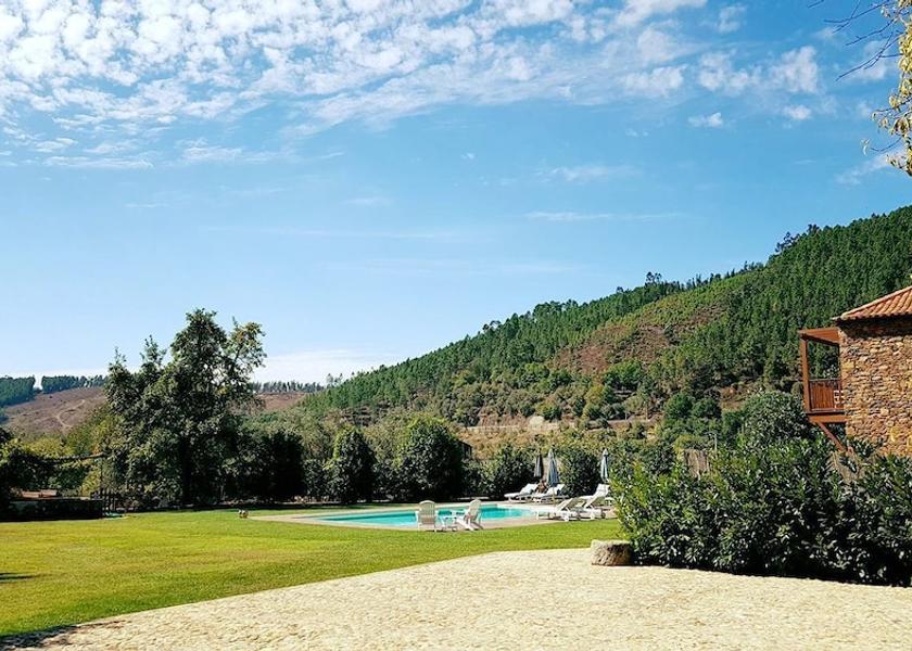Coimbra Oliveira do Hospital Property Grounds