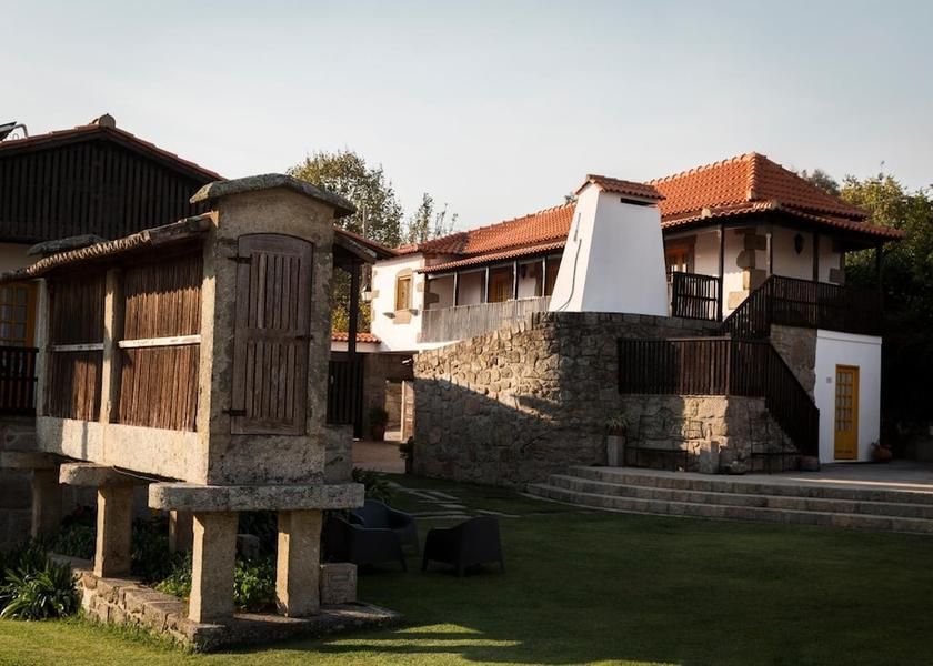 Braga Amares Exterior Detail