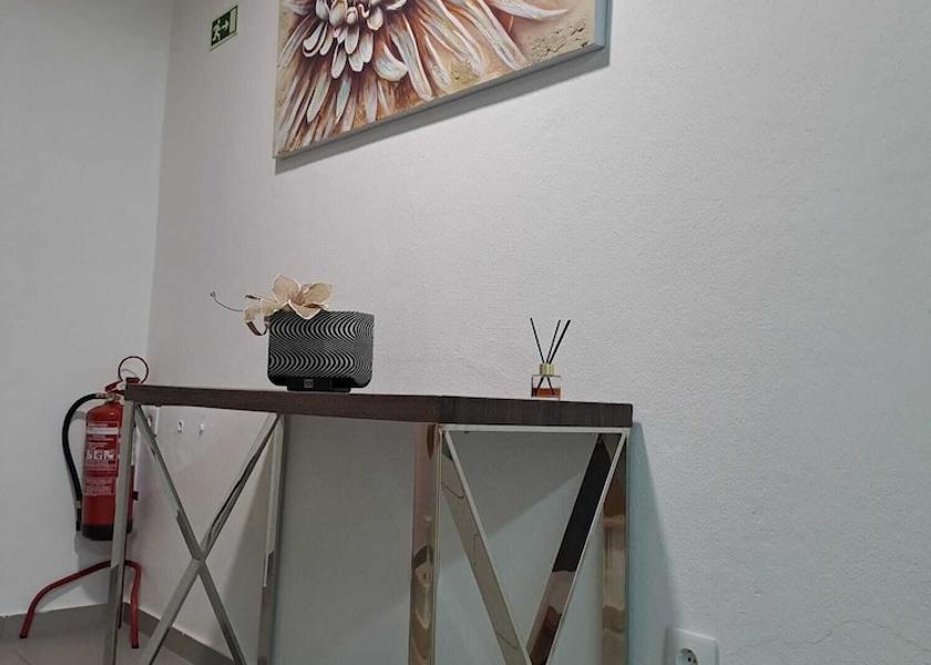 Castelo Branco Serta Living Area