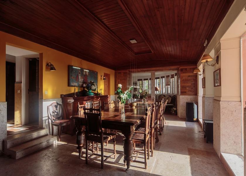 Lisboa Region Sintra In-Room Dining