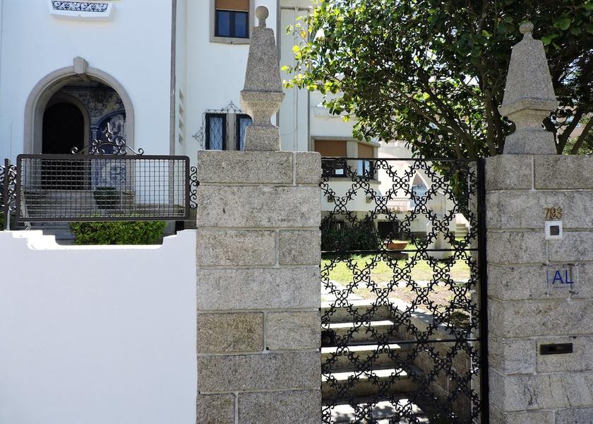 Aveiro Espinho Entrance