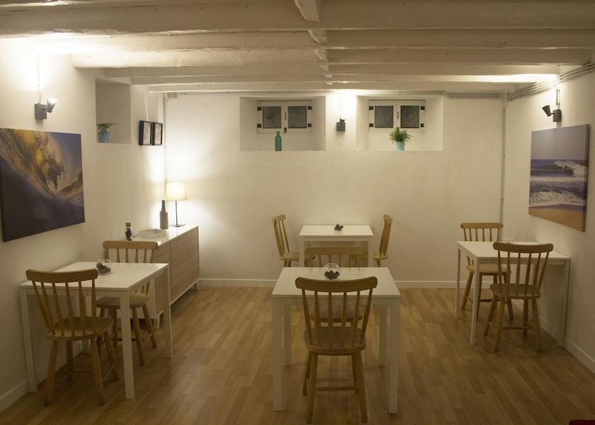 Aveiro Espinho Breakfast Area