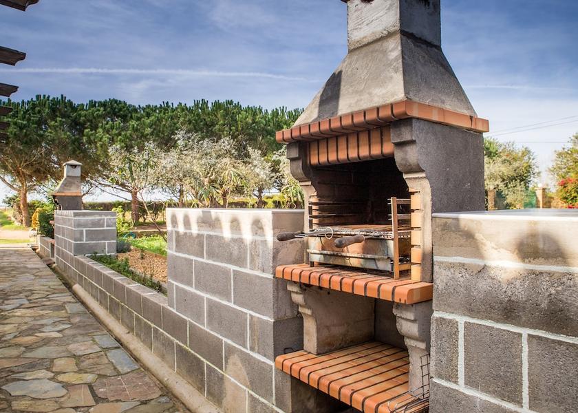 Beja Odemira Exterior Detail