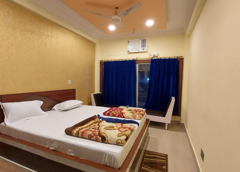 West Bengal Digha Fourbed AC Deluxe
