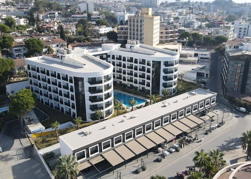 Aydin Kuşadası Facade