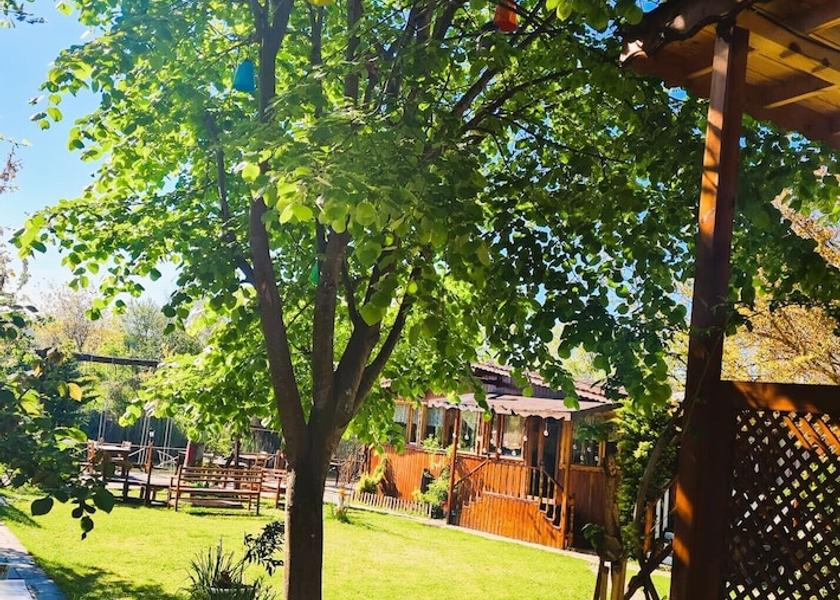  Sile Exterior Detail