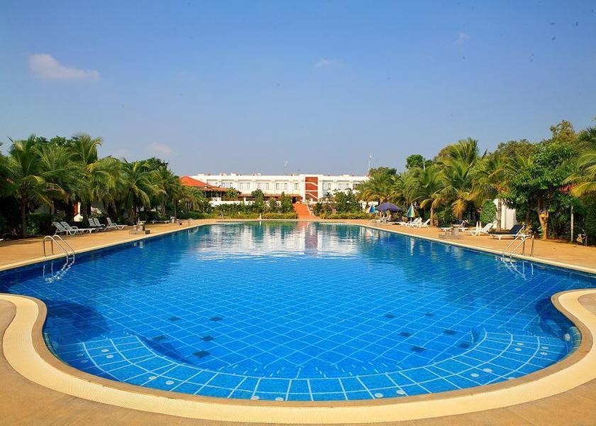 Tamil Nadu Mahabalipuram Pool