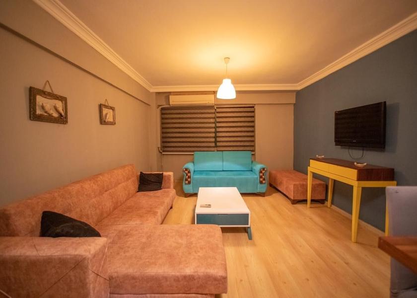 Izmir Izmir Living Area