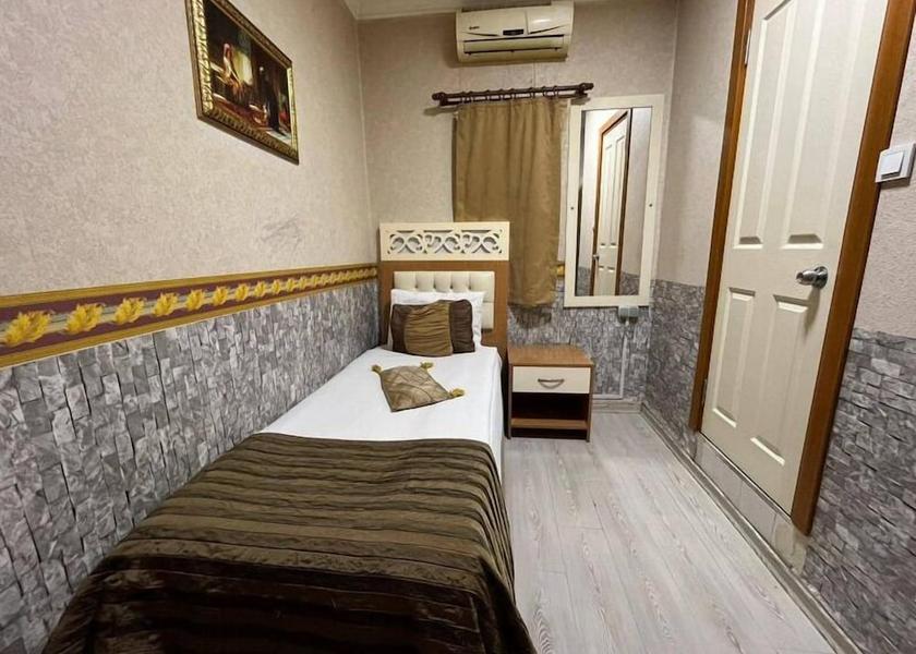 Izmir Izmir Room