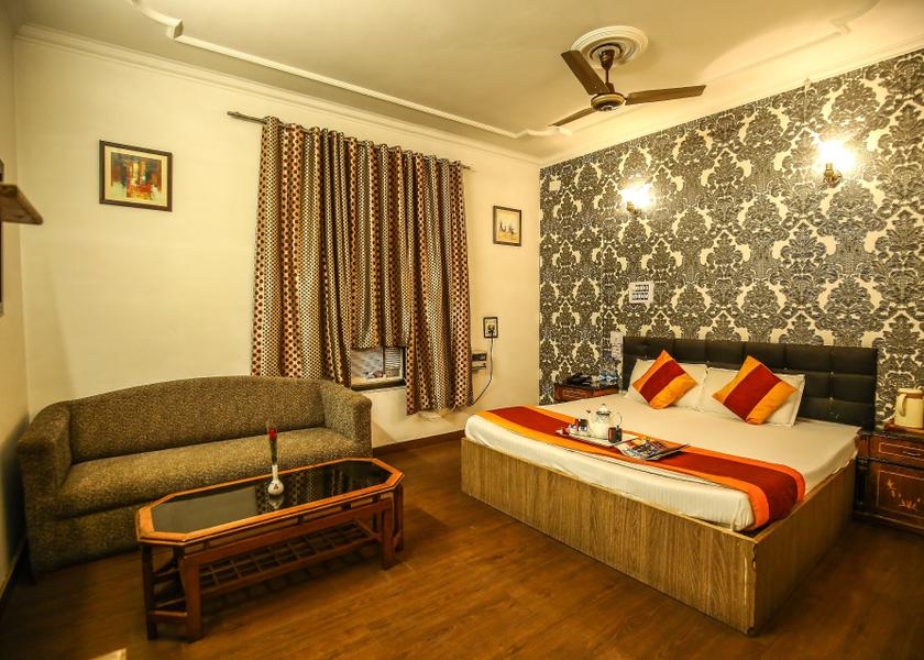 Uttar Pradesh Mathura AC Super Deluxe Room
