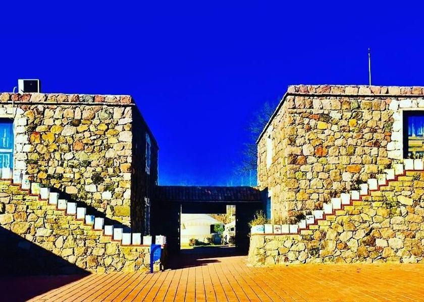 Manisa Manisa Exterior Detail