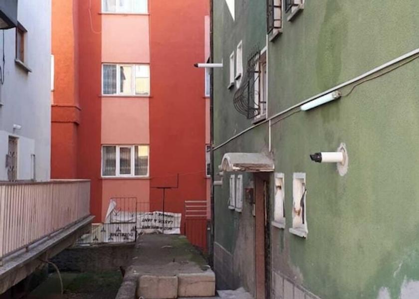 Ankara (and vicinity) Ankara Exterior Detail