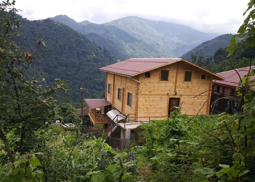 Rize Province Çamlıhemşin Facade