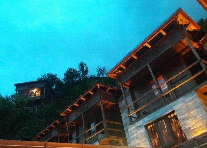 Rize Province Çamlıhemşin Facade