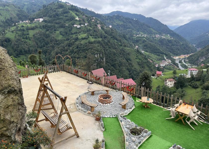 Rize Province Çamlıhemşin Garden