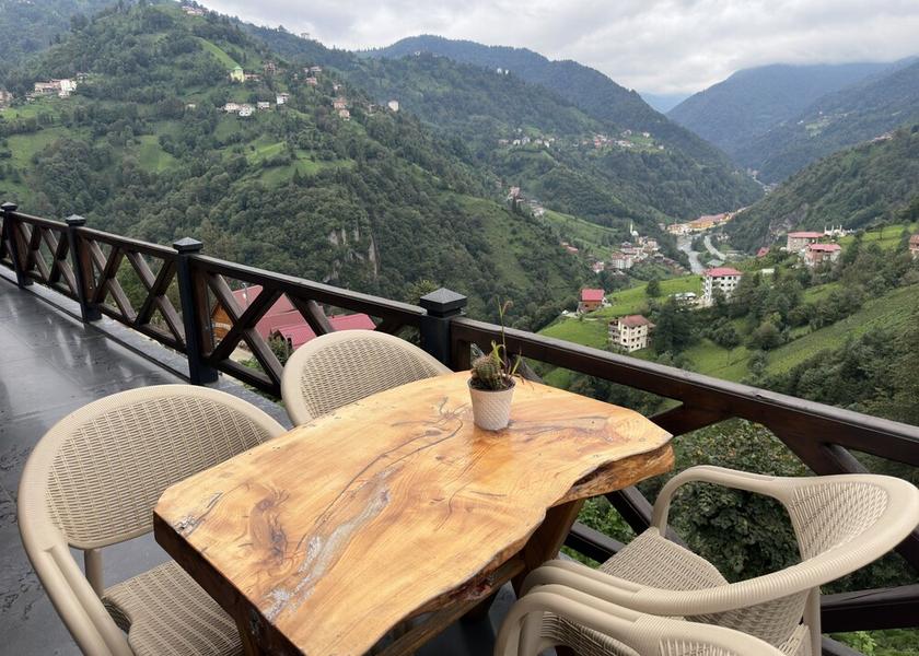 Rize Province Çamlıhemşin Terrace