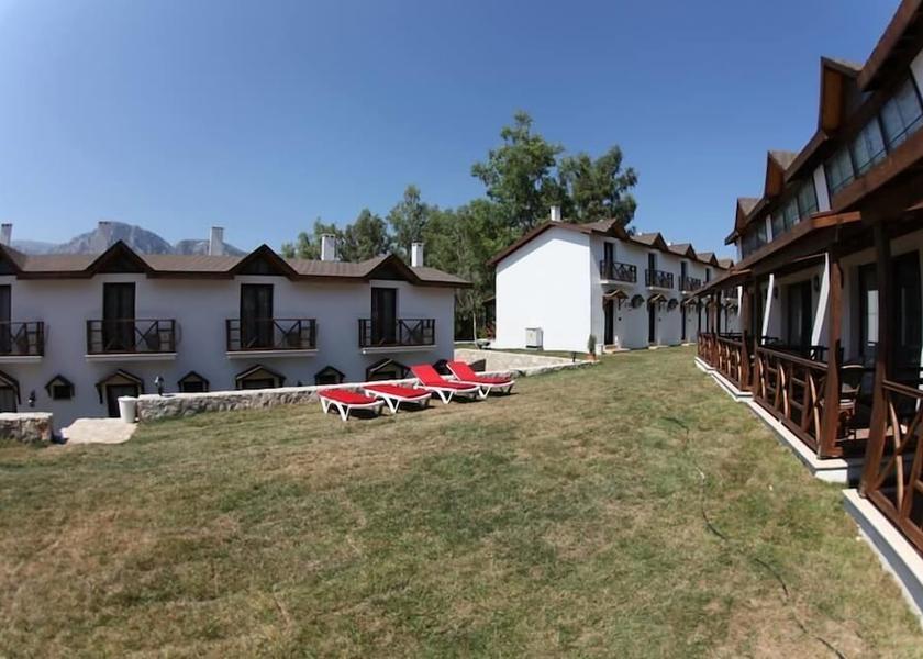 Izmir Karaburun Garden
