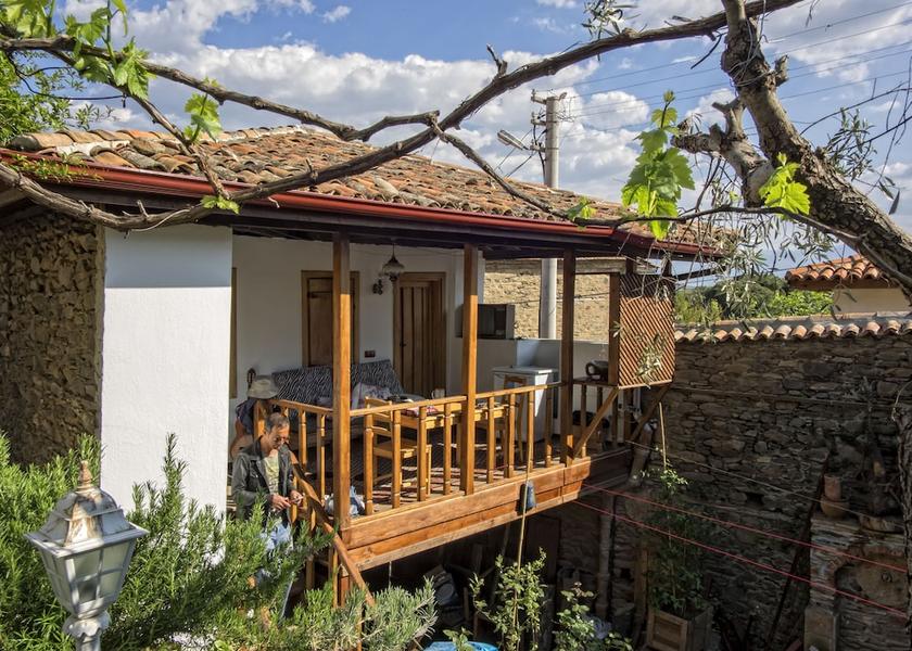 Izmir Ödemiş Exterior Detail