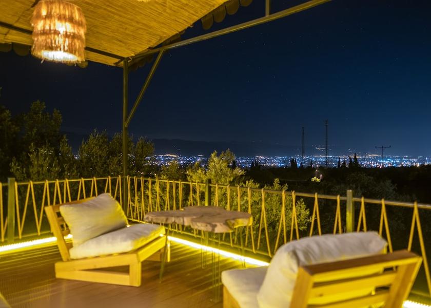 Izmir Ödemiş Terrace