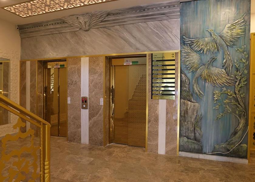 Mersin Province Mezitli Interior Entrance