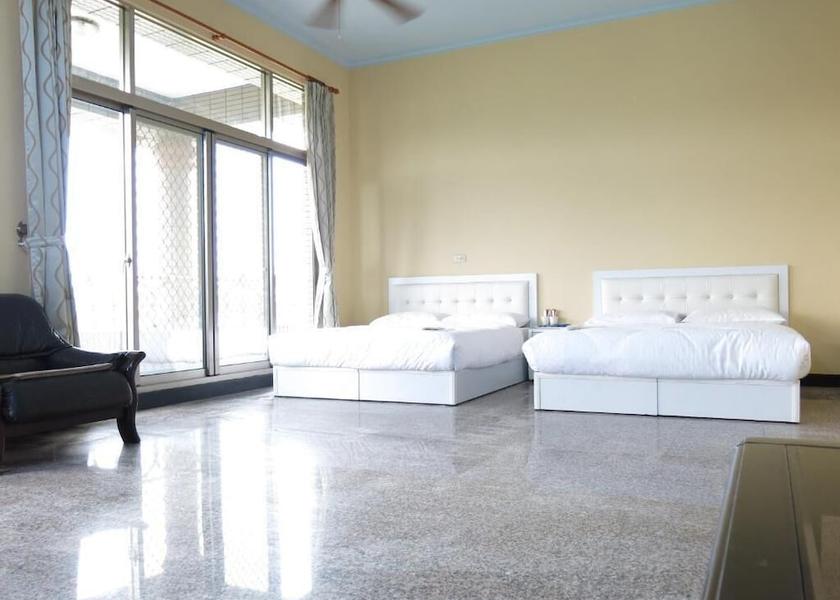 Chiayi County Zhuqi Room