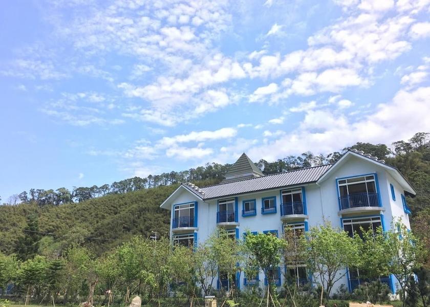 Miaoli County Nanzhuang Exterior Detail