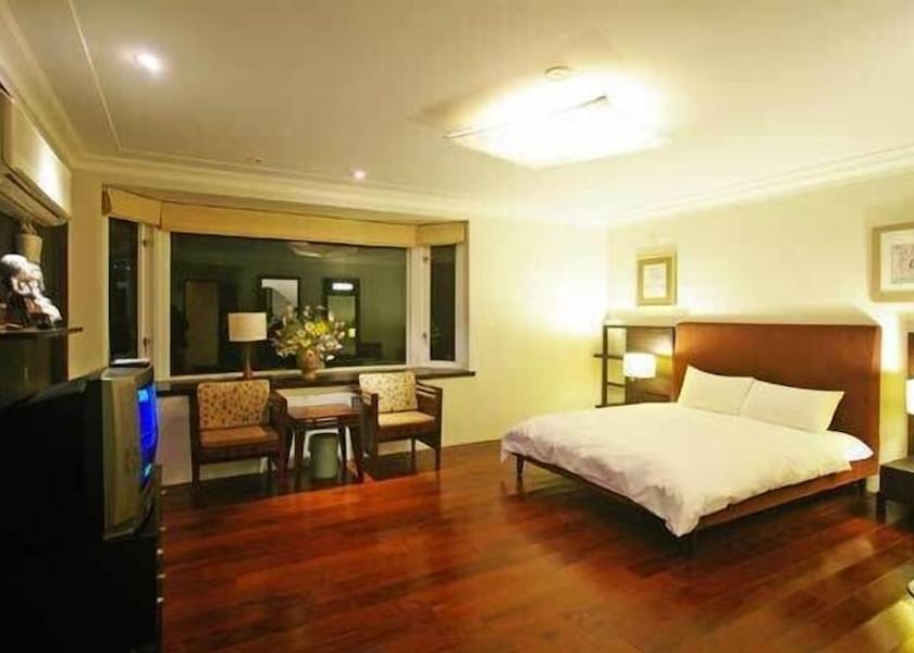 Miaoli County Nanzhuang Room