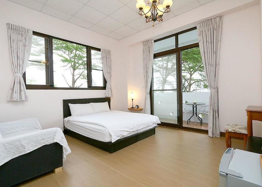 Taitung County Donghe Room