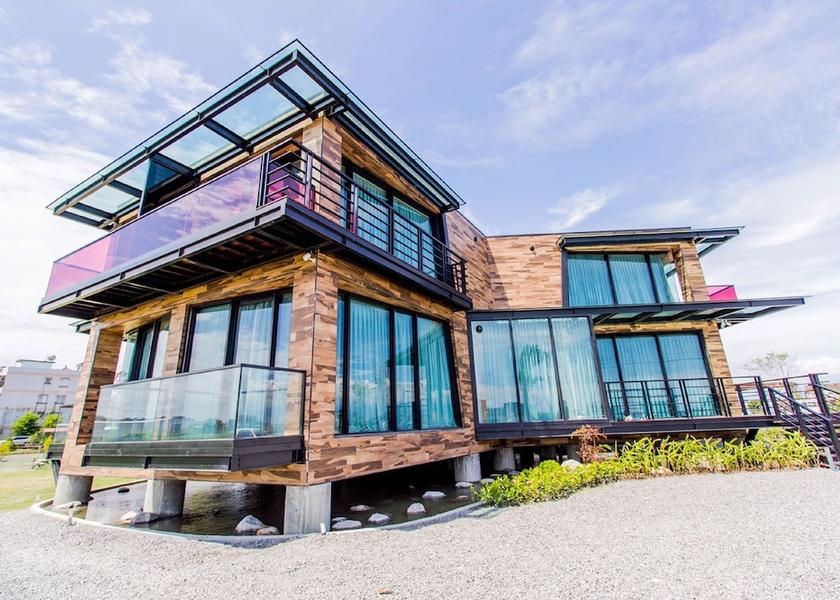Yilan County Wujie Exterior Detail