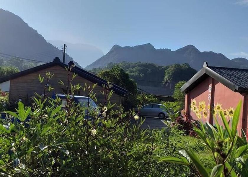 Hualien County Fuli Exterior Detail