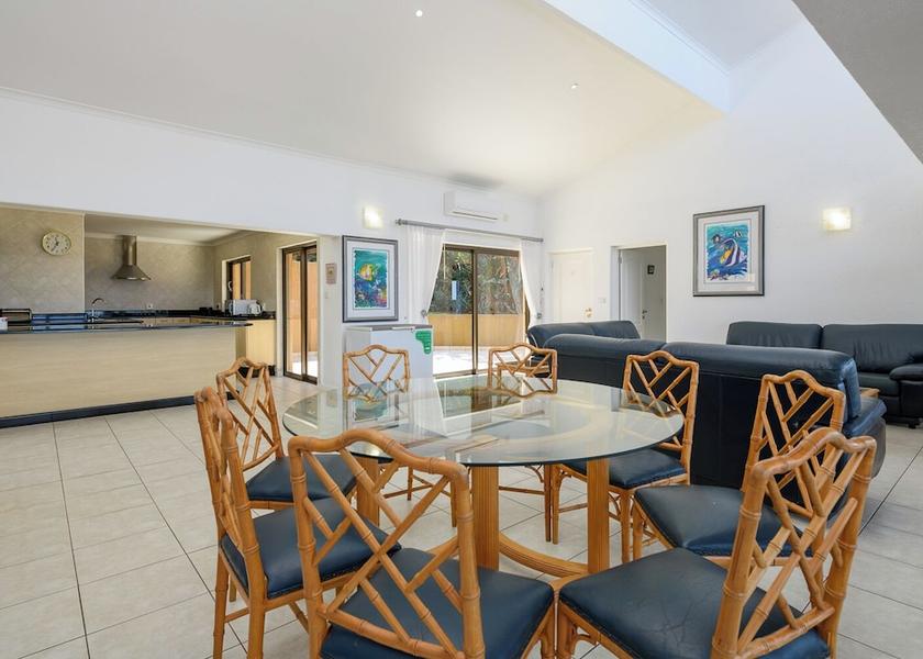 Kwazulu-Natal Southbroom In-Room Dining