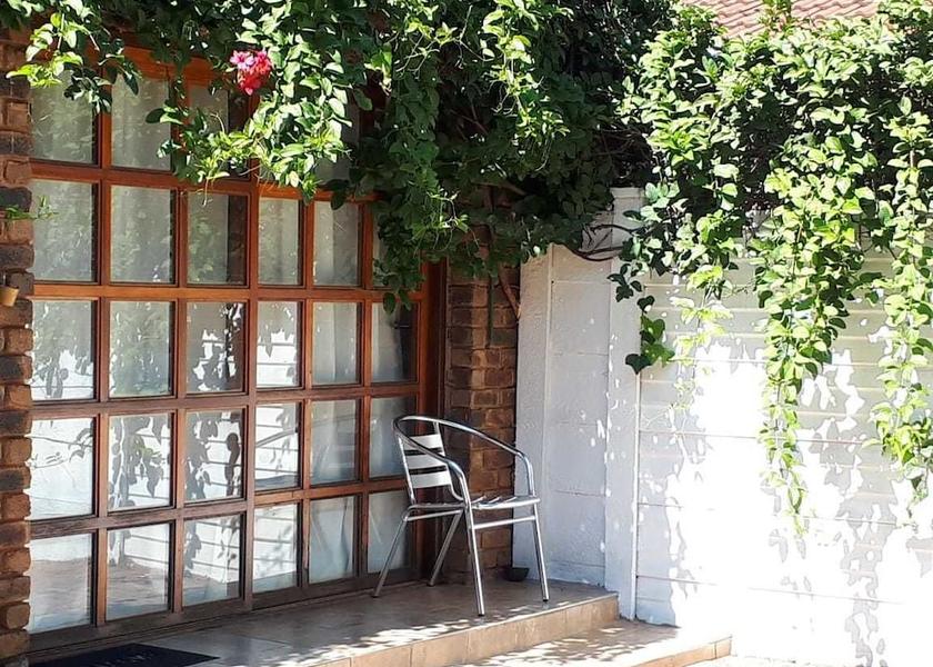 Gauteng Akasia Exterior Detail