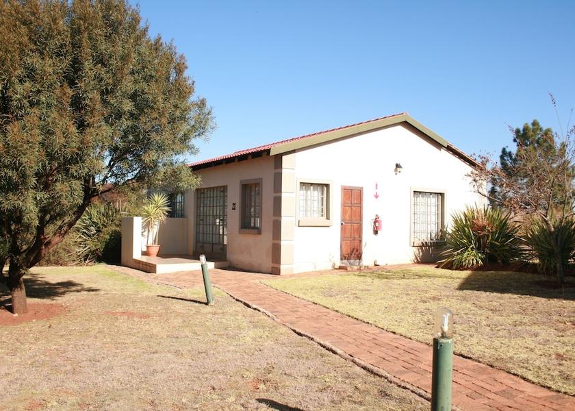 Gauteng Tierpoort Facade