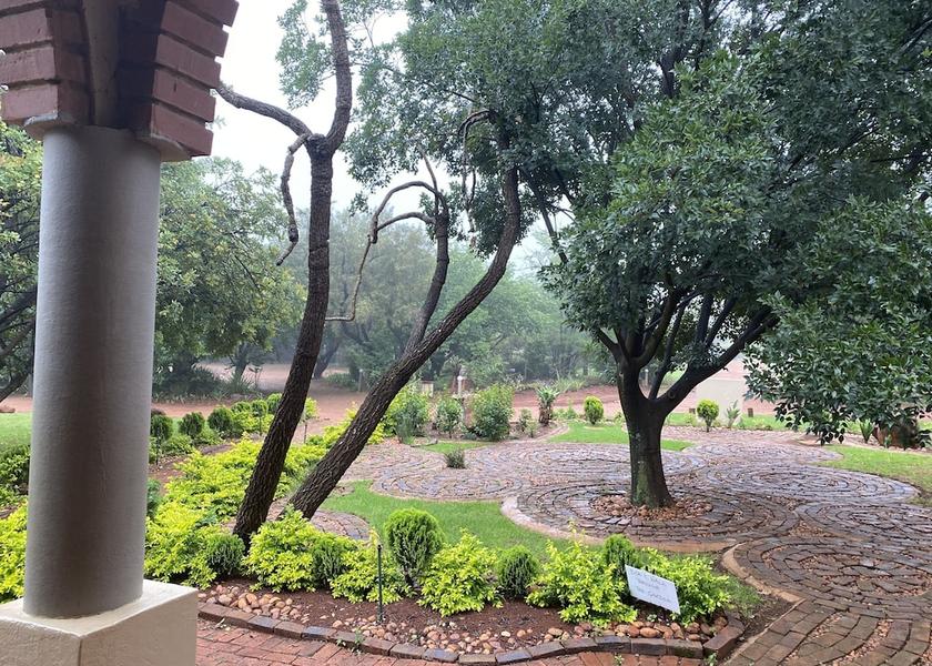 Gauteng Tierpoort Facade