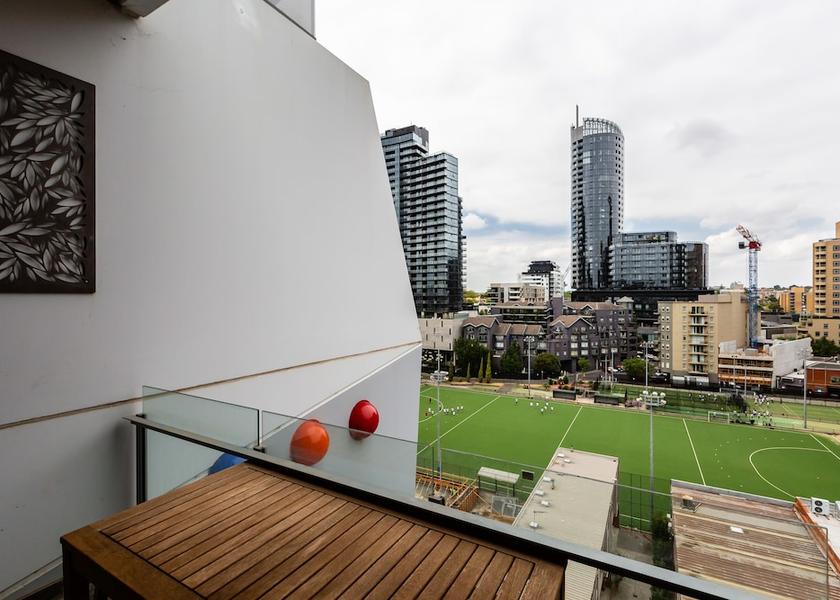 Victoria South Yarra Exterior Detail