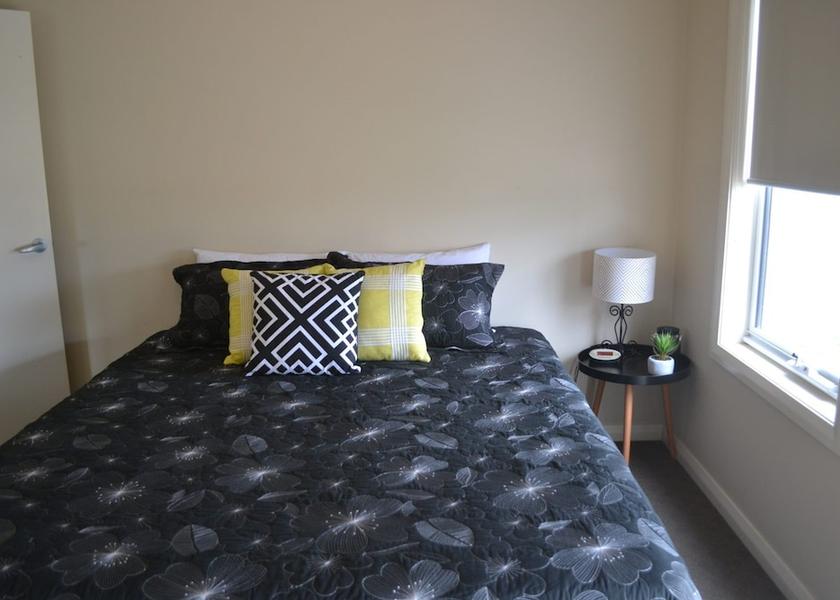 Victoria Yarrawonga Room
