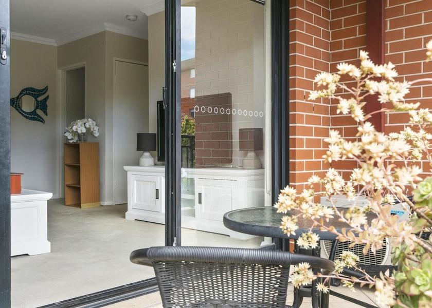 Western Australia Coogee Room