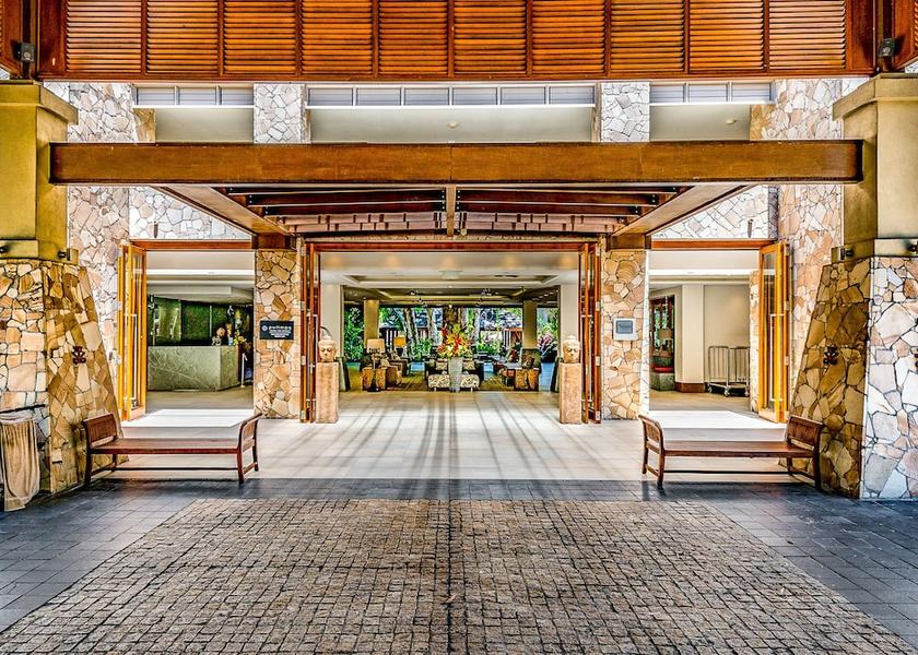 Queensland Palm Cove Entrance