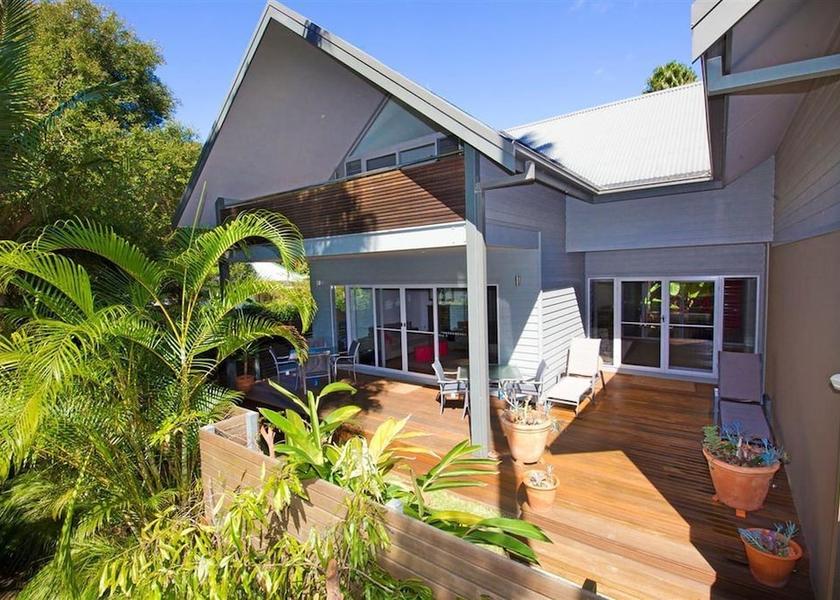 New South Wales Elizabeth Beach Terrace