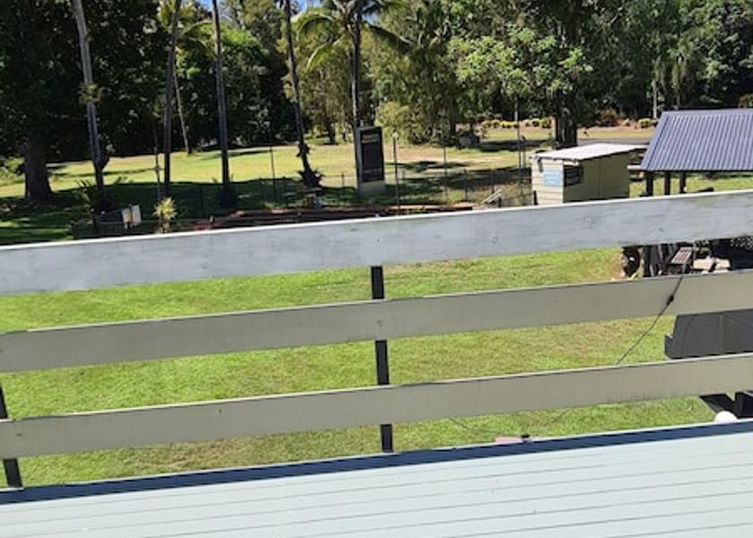 Queensland Bramston Beach Terrace