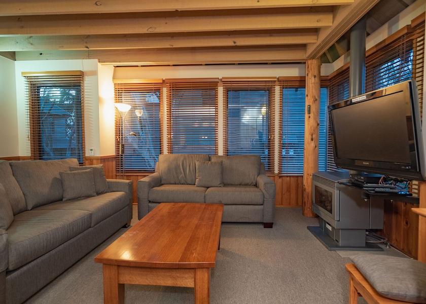 Victoria Hotham Heights Living Area